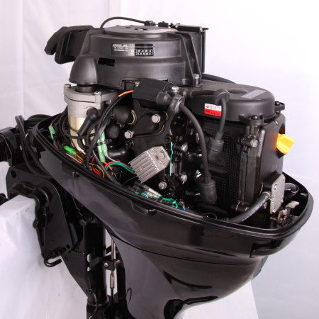 Лодочный мотор Parsun F9.8BMS (9.8 л.с., короткий дейдвуд, электростартер, четырехтактный)
