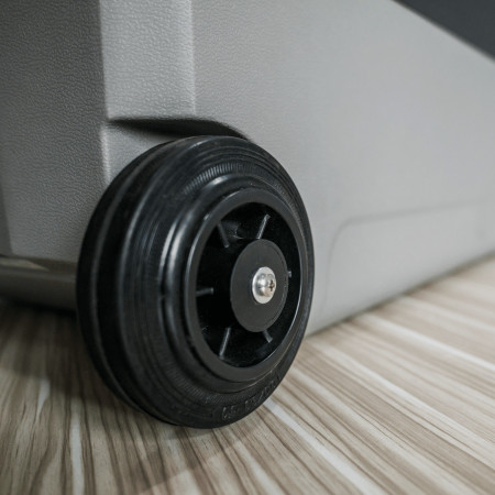 Компрессорный автохолодильник Alpicool T36 (двухкамерный, 36 литров). Режим работы до -20 ℃. Питание 12, 24, 220 вольт Компрессорный автохолодильник Alpicool T36 (двухкамерный, 36 литров). Режим работы до -20 ℃. Питание 12, 24, 220 вольт